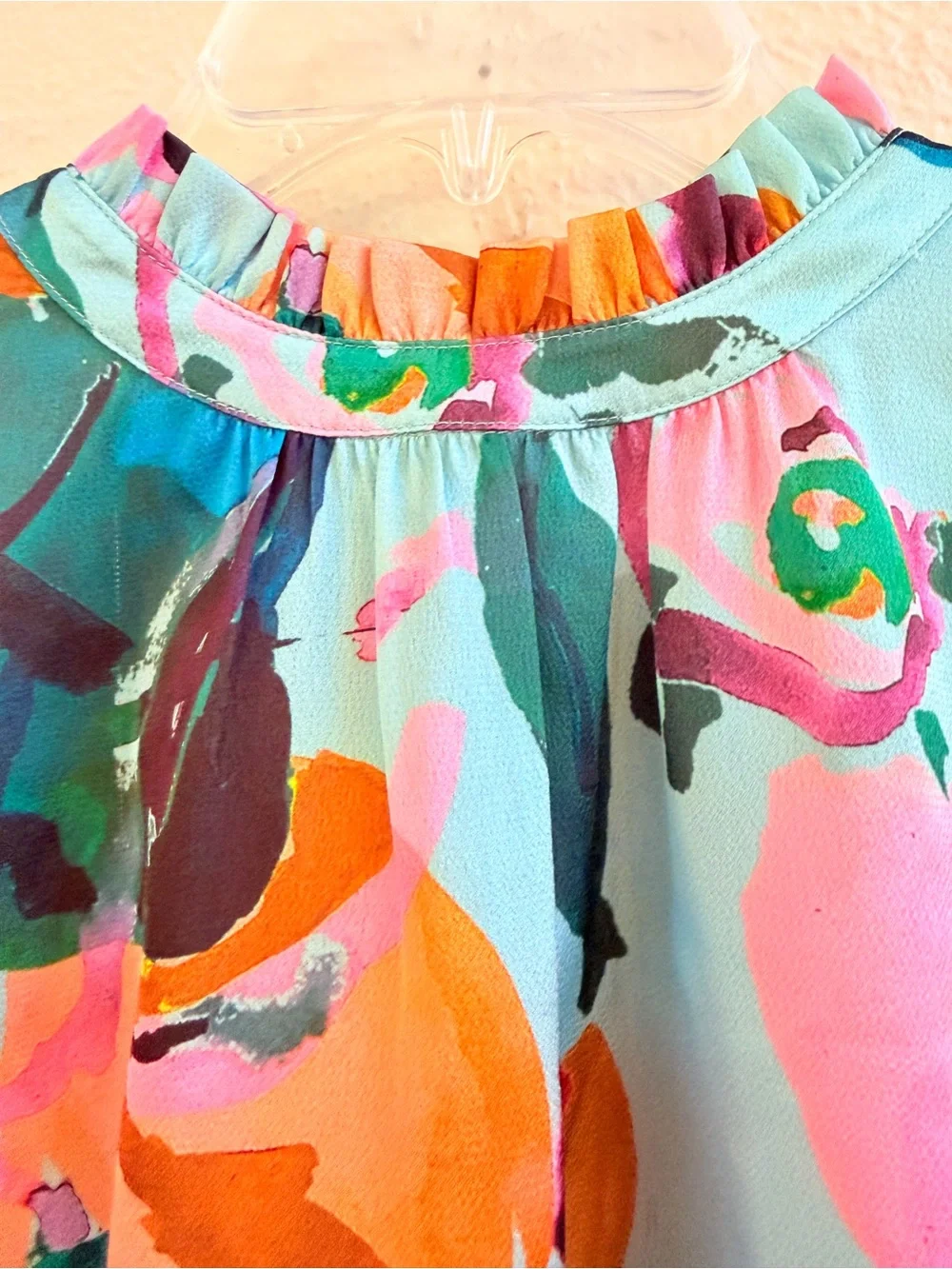 THML bold bright floral puff sleeve blouse - Picture 3 of 8